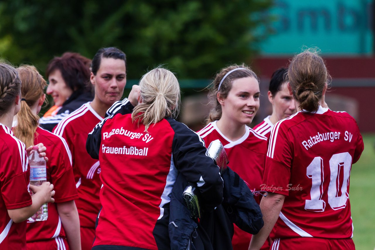 Bild 199 - Frauen SG Schmalfeld/Weddelbrook - Ratzeburger SV : Ergebnis: 1:7